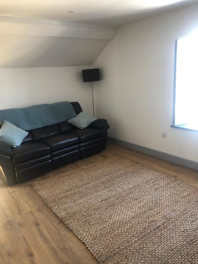 The Nest @ Ji-Binc, A Large Spacious Apartment. Denbigh Esterno foto